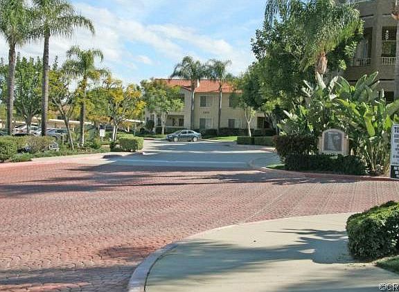 2nd image of 2350 Del Mar Way Unit 101