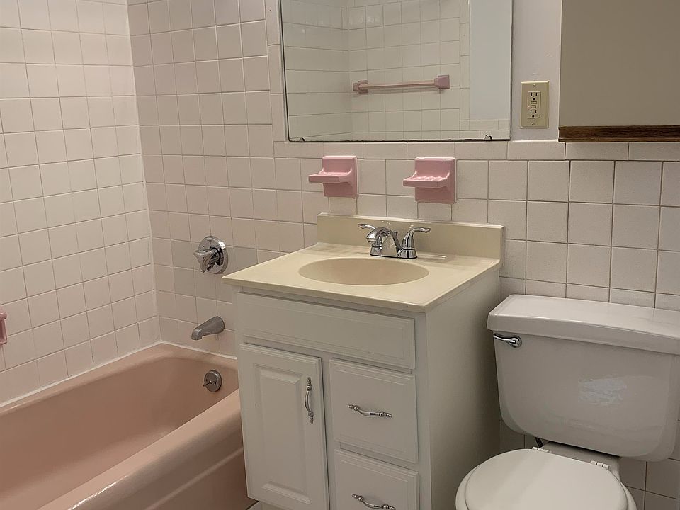 1st image of 106 Broad St APT 53
