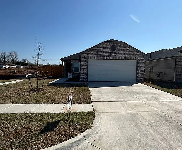 1076 Westbrook Blvd — Photo 21