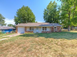 28425 E 126th St S, Coweta, OK 74429