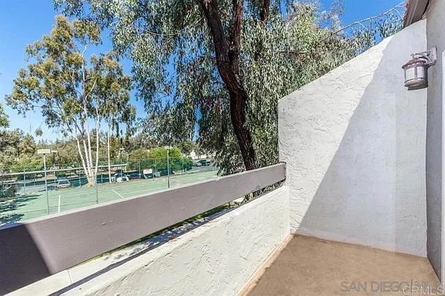 1350 N Escondido Blvd N #18 — Photo 31