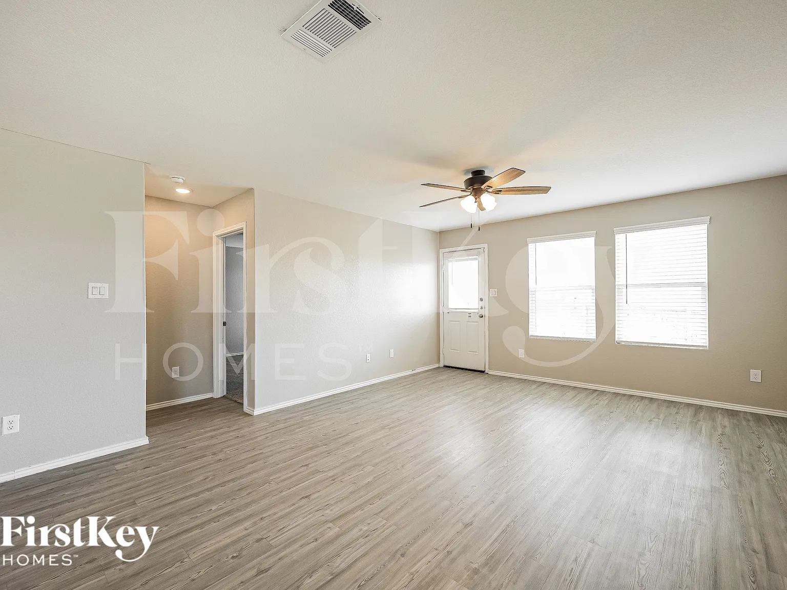 4 bed, 2.0 bath, 1627 sqft, $1,750 — Photo 3