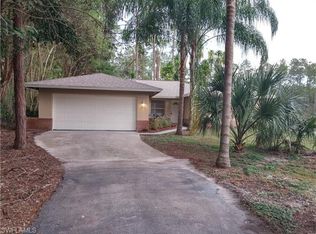 5221 Boxwood Way, Naples, FL 34116