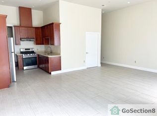 8616 Macarthur Blvd, Oakland, CA 94605