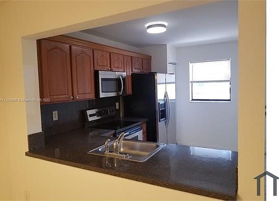 2nd image of 20800 NE 8th Ct APT 101-17