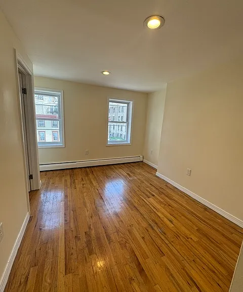 293 Grove St #2 — Photo 6