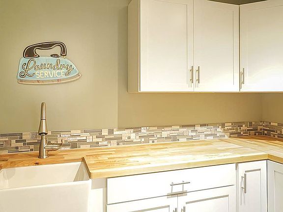 5th image of 7307 Fairbanks Pl