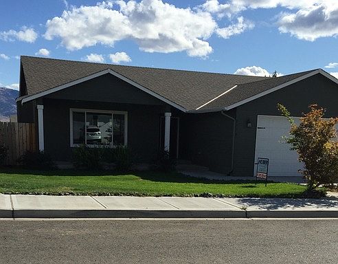 1st image of 2570 NE Noble Loop