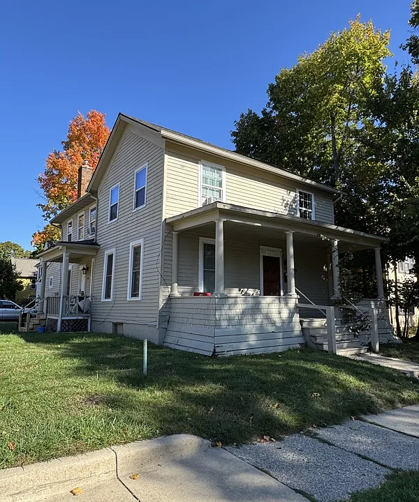 716 Pearl St #2