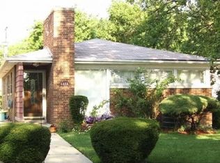 6058 N Artesian Ave, Chicago, IL 60659