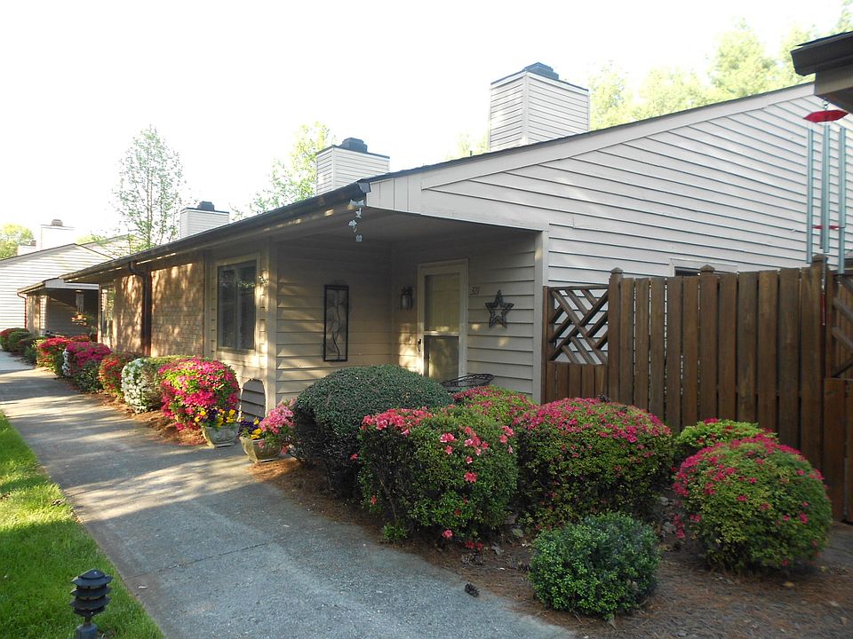 1st image of 321 Windward Dr SW