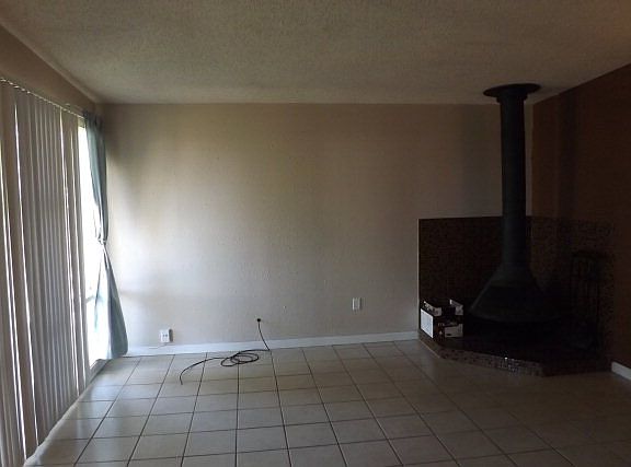 2nd image of 401 E 49th St