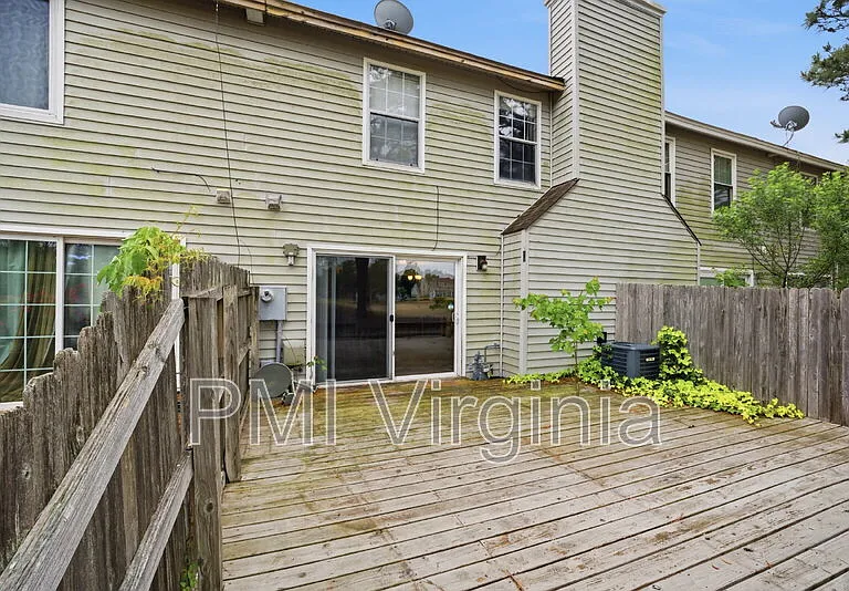 5140 Glenwood Way — Photo 18