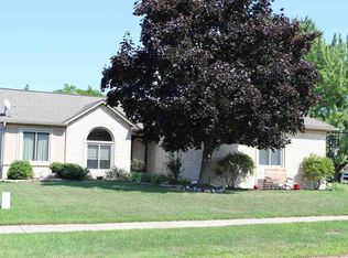 46794 Foxtail Ct, Macomb, MI 48044