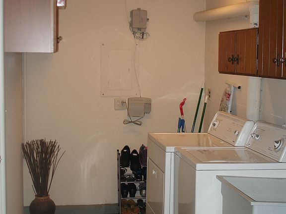 5th image of 6716 Woodridge Dr