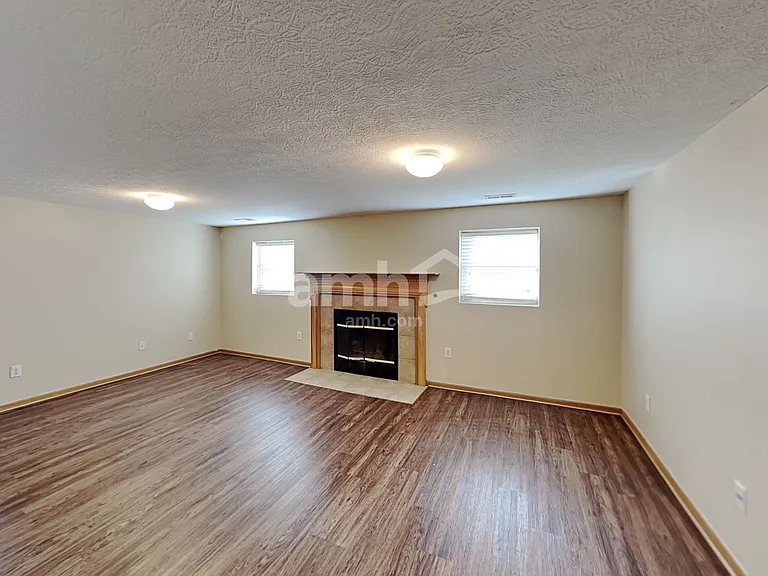 1032 Hidden Cove Way — Photo 7