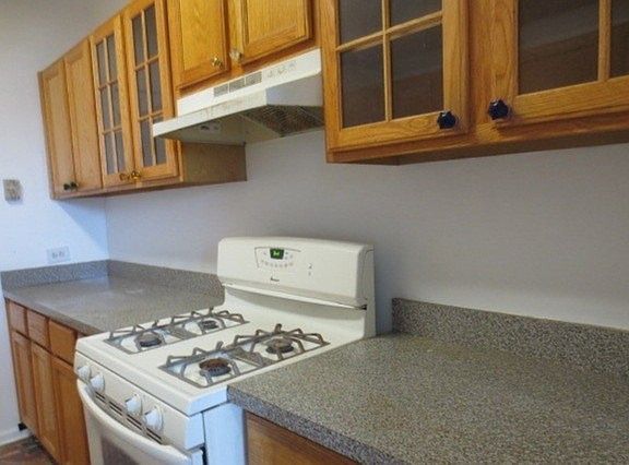 5th image of 5044 S Drexel Blvd #C