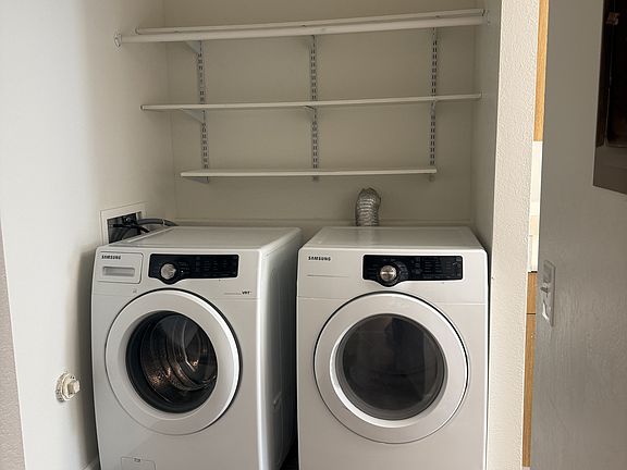 5th image of 1600 W Nicola Ave #A