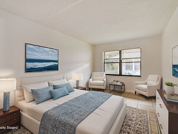 3rd image of 1100 SW 4th Ave APT 1C