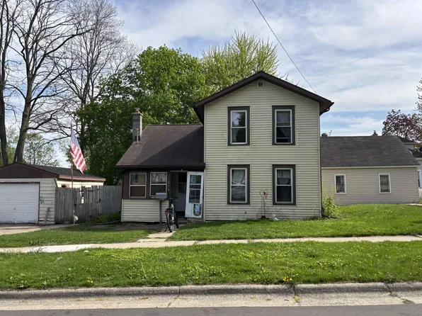 815 Johnson St, Janesville, WI 53548