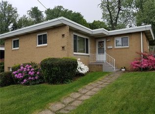 4300 Willow Heath Dr, Pittsburgh, PA 15234