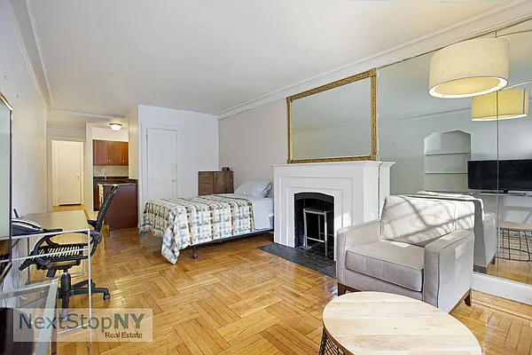 Rented by NextStopNY | media 12