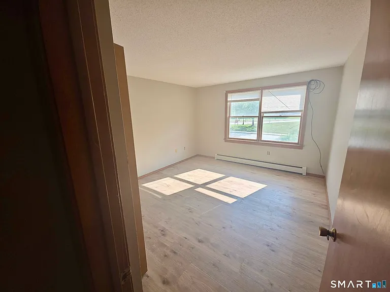 14 Fairway Dr #1 — Photo 7