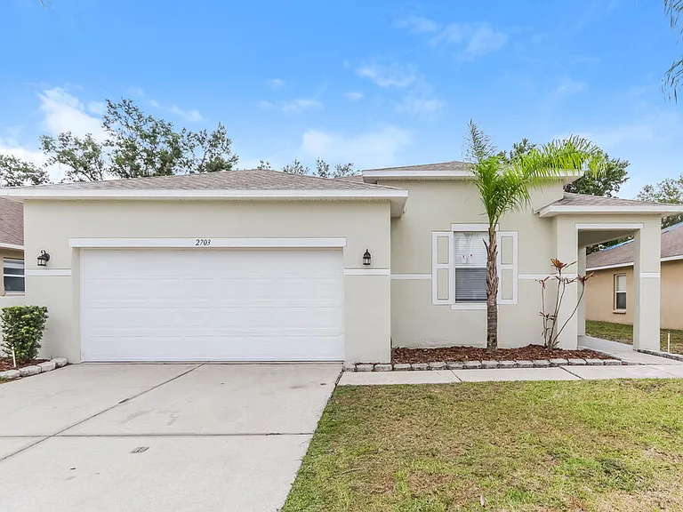 2703 Redwood St — Photo 1