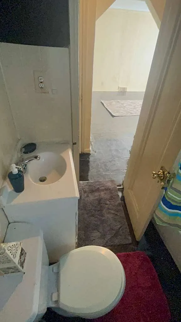 5 bed, 1400 sqft, $1,400 — Photo 4