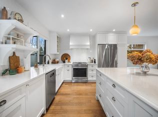 3558 Everglade Pl, North Vancouver, BC V7N 3T9