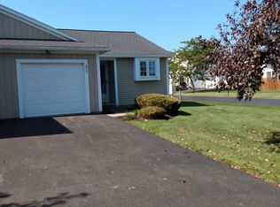 375 Lenora Ln, Webster, NY 14580