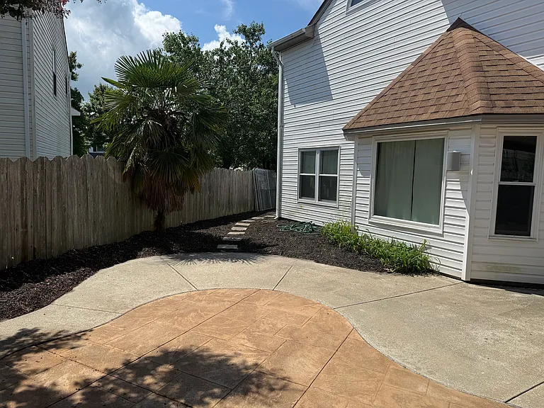 3176 Amador Dr — Photo 20