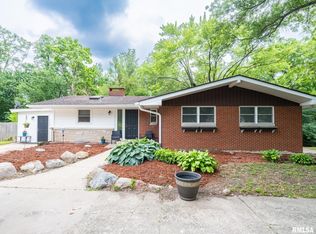 5130 N Karen Ct, Peoria, IL 61615