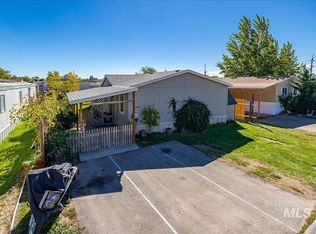 3906 Sage Ln, Caldwell, ID 83605