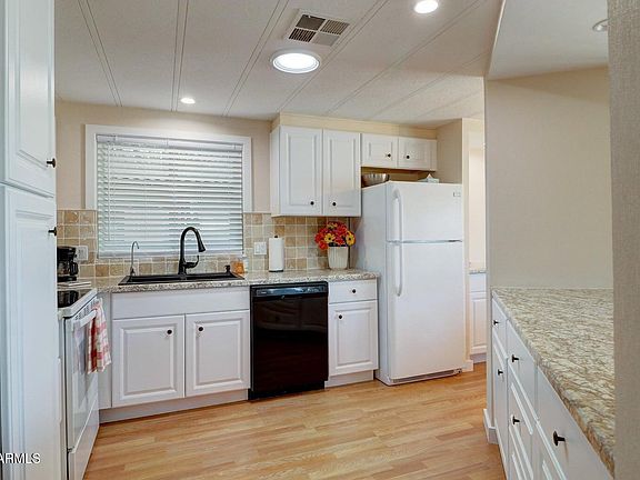 3rd image of 9026 E CITRUS Lane S