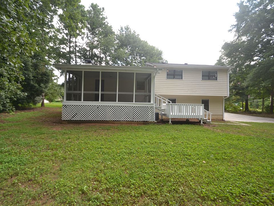 2nd image of 4471 Lost Mountain Dr