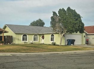 319 Roadrunner Ln, Imperial, CA 92251