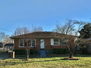 3502 Twin Oak Ln, Louisville, KY