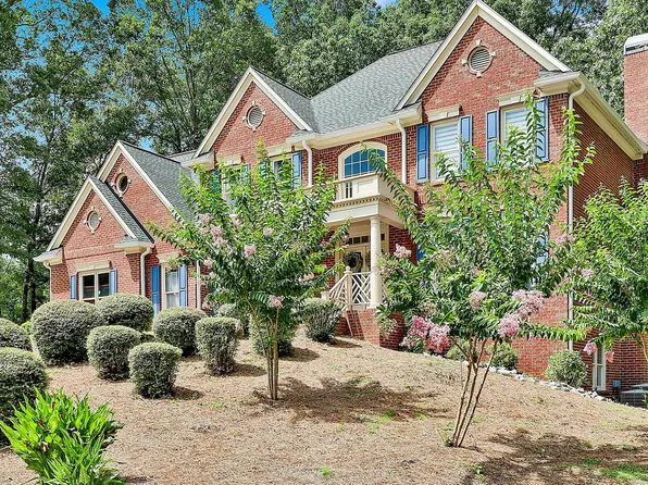 230 Hedgewick Way, Tyrone, GA 30290