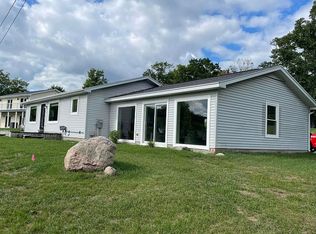 9811 Doyle Dr, Mecosta, MI 49332