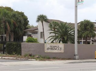 10006 NW 41st St, Doral, FL 33178