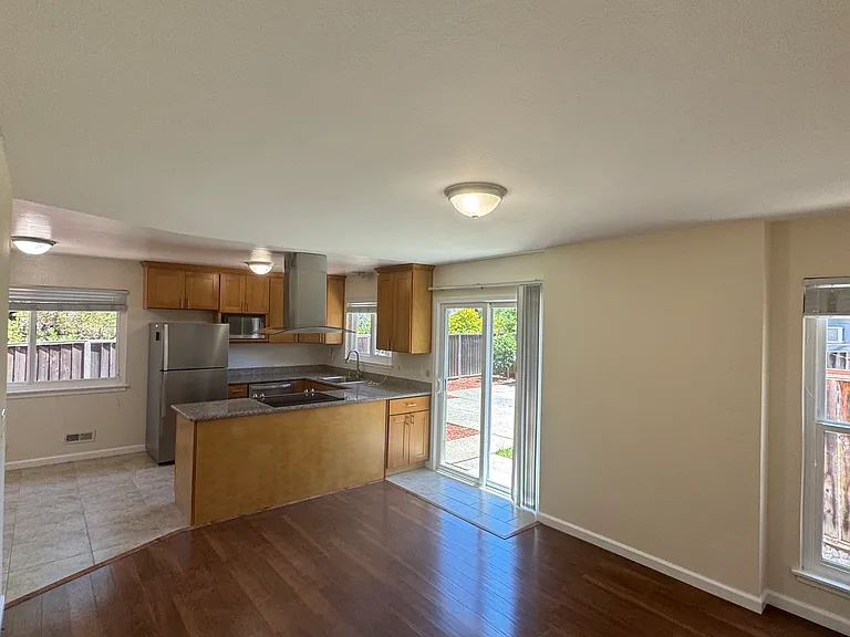 600 Vasona Ave #600 — Photo 5