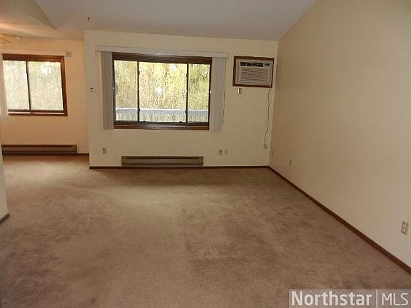 2nd image of 1570 Wheelock Lane