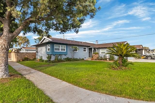 1st image of 3157 W Lindacita Ln