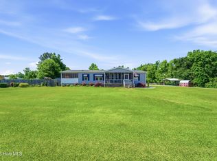 545 Koonce Fork Rd, Richlands, NC 28574