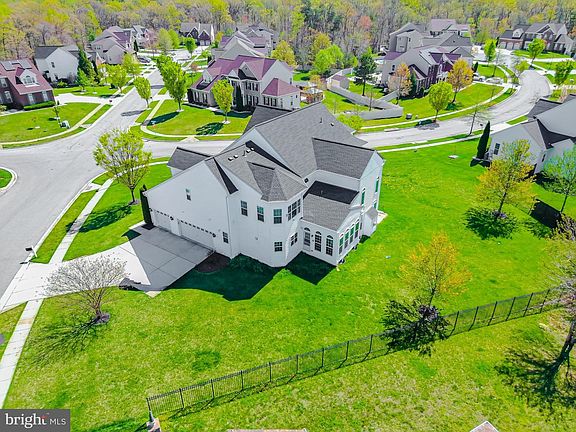 4th image of 6609 Chatham Park Dr
