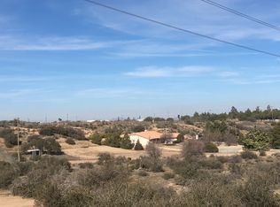 11030 Edgehill Rd, Oak Hills, CA 92344