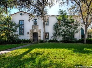 214 Park Hill Dr, Olmos Park, TX 78212