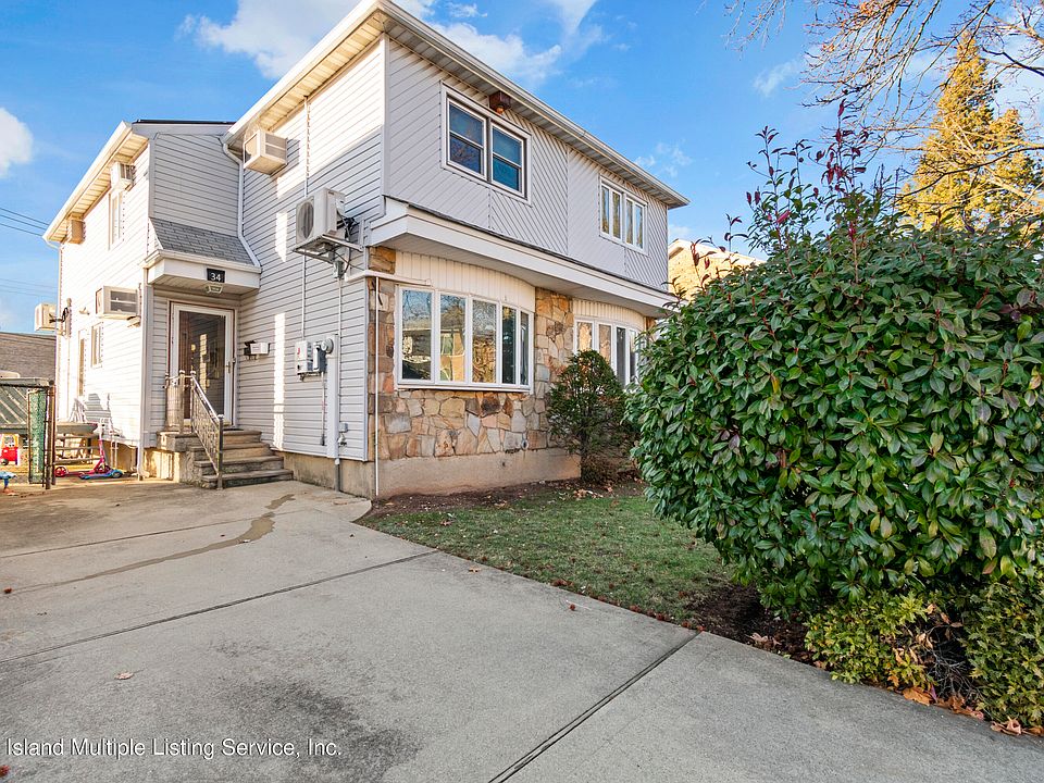 1st image of 34 Taft Ct