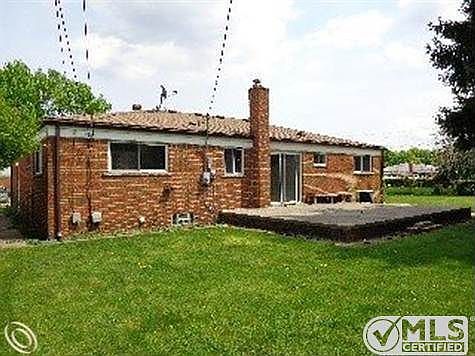 261-954052 Back Left.JPG